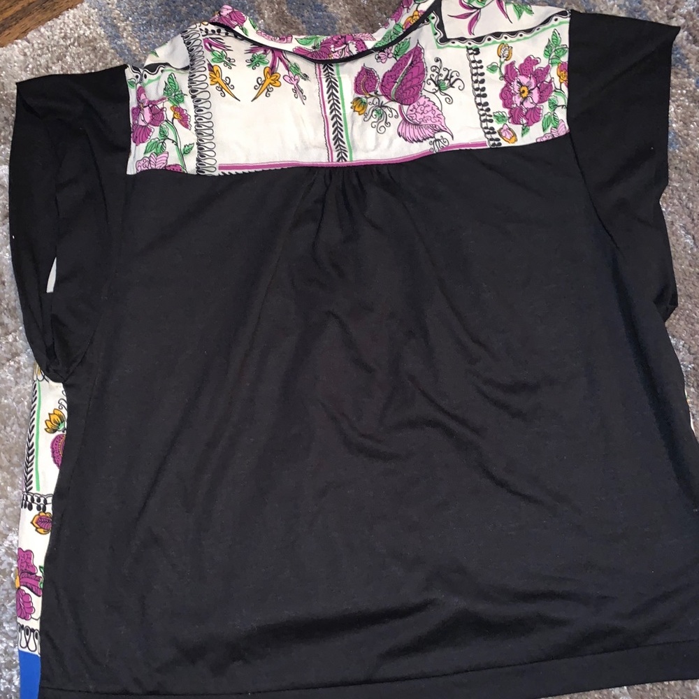 Anthropology Tiny Top- Size Medium - image 5